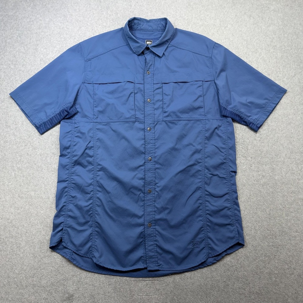 REI Sahara Shirt Mens LT Blue Short Sleeve Button Vented Stretch Hiking Outdoor